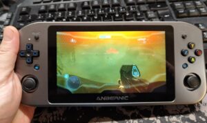 ANBERNIC Win600 Handheld Halo Master Chief Performance