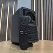 Emotn N1 Full-HD Beamer Kurztest Fernbedienung & Beamer