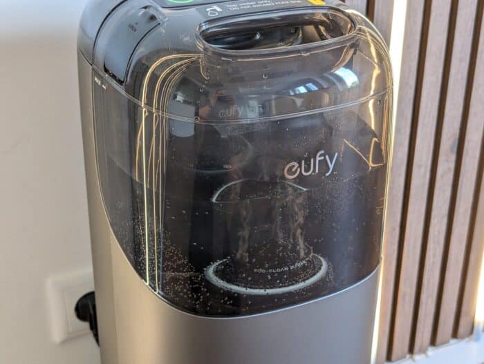 eufy S1 Pro Ozongenerator im Wassertank