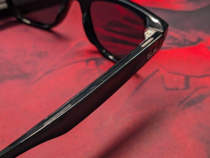 RAY-BAN META WAYFARER kratzempfindliches Gehäuse