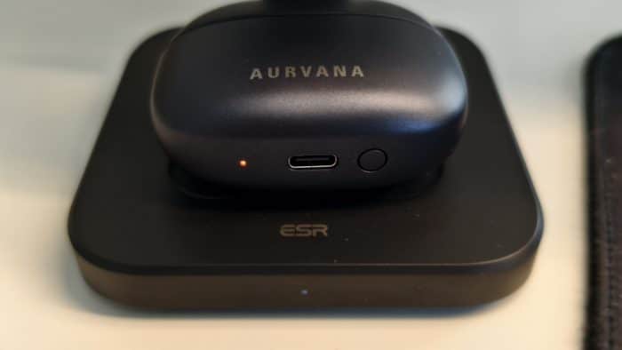 Creative Aurvana Ace Mimi
Wireless Charging